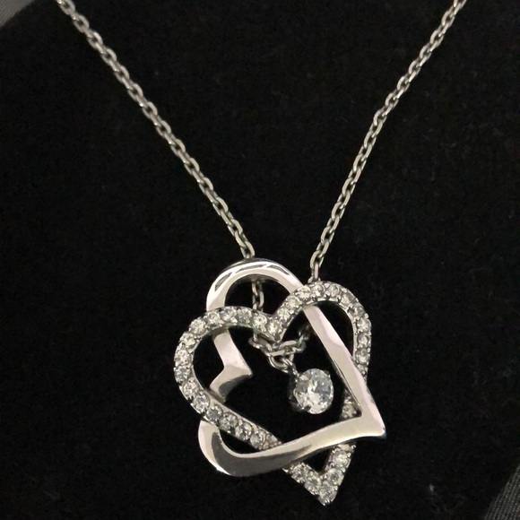 Silver heart necklace - Picture 1 of 1